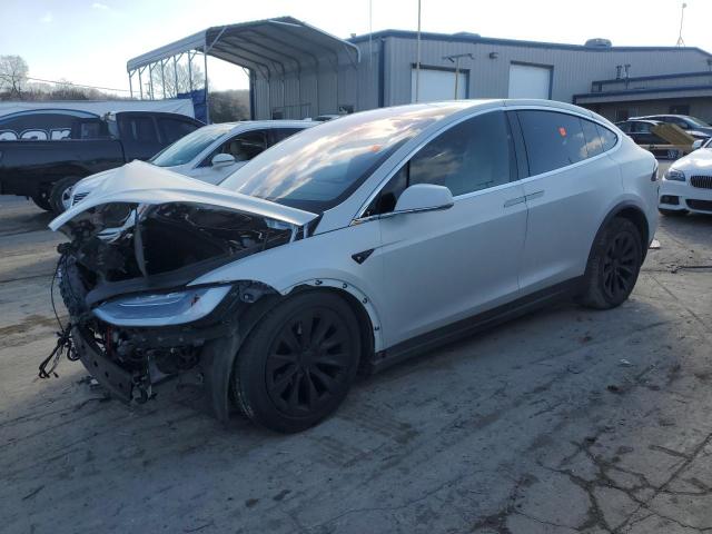 Продажа на аукционе авто 2019 Tesla Model X, vin: 5YJXCAE2XKF152636, номер лота: 80868173