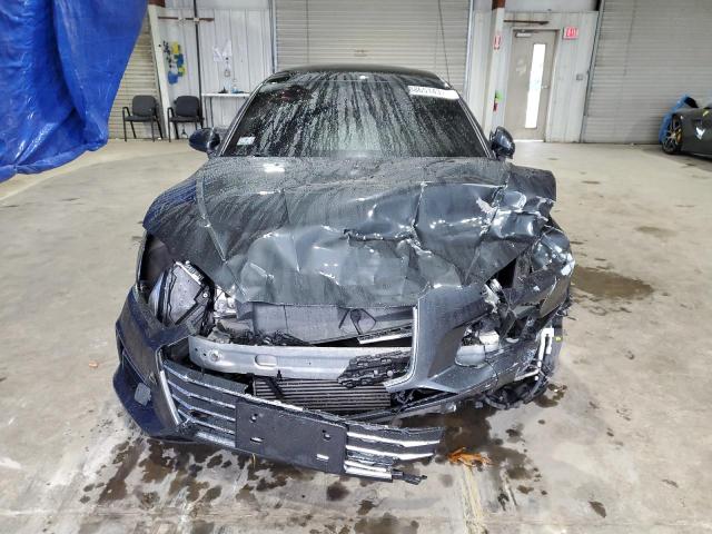 WAUBNCF5XJA011336 Audi A5 Premium Plus