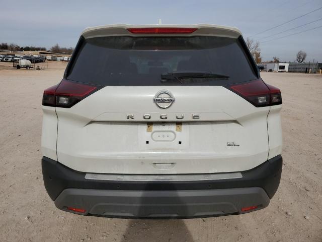 5N1AT3CA2MC704590 Nissan Rogue Sl