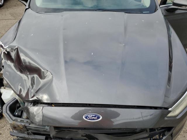 3FA6P0HD8HR405733 Ford FUSION SE