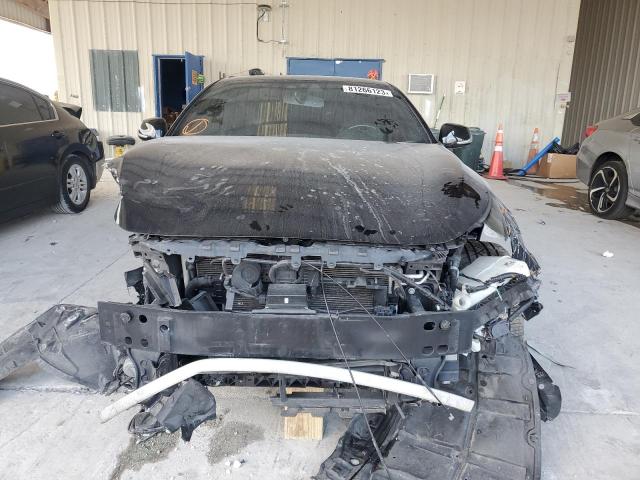 JN1EV7EK9HM361096 Infiniti Q60 Premium