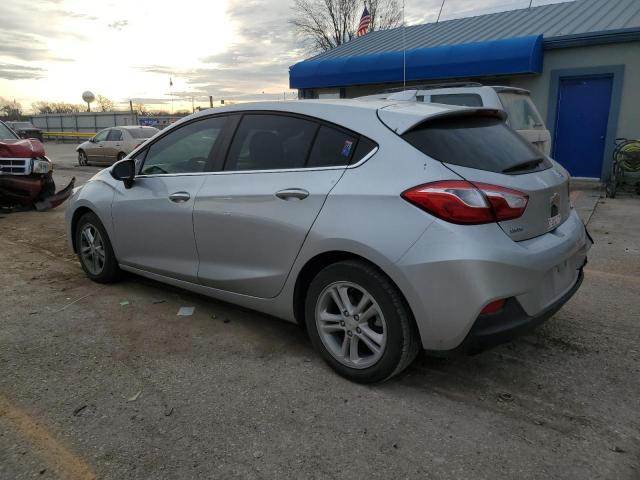 Chevrolet CRUZE LT 2018 3G1BE6SM3JS556822 Image 2