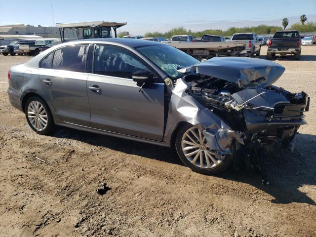 3VWL07AJ0GM412971 Volkswagen JETTA SEL