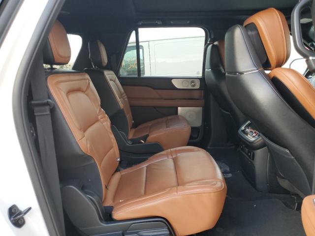 5LMJJ3LT8JEL16705 Lincoln Navigator L Reserve