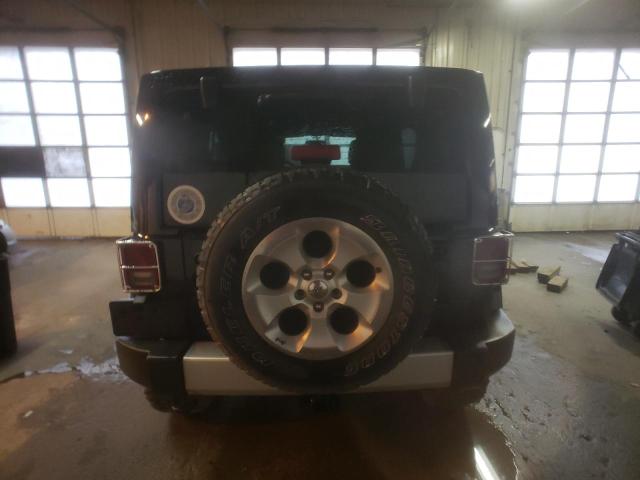 1C4BJWEG9FL728714 Jeep Wrangler Unlimited Sahara