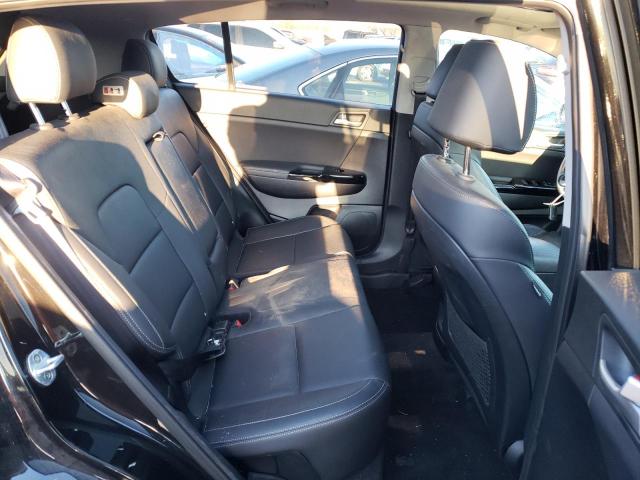 KNDPNCAC5J7381993 KIA Sportage Ex
