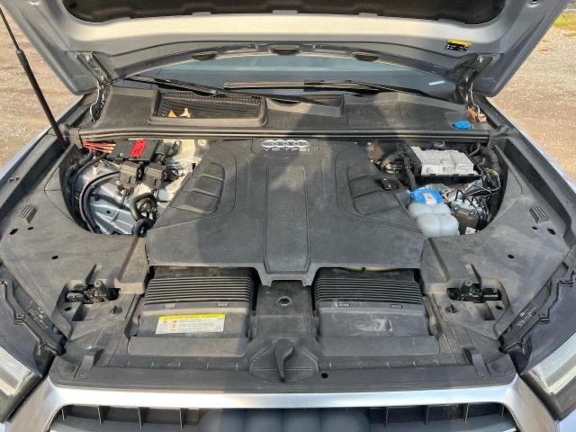 WA1LAAF78HD005255 Audi Q7 Premium Plus