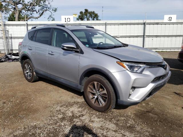 2T3RFREVXJW753207 Toyota Rav4 Adventure