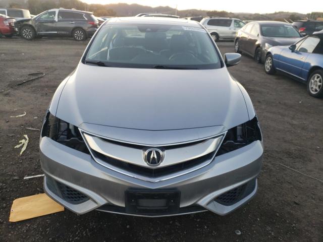 19UDE2F79HA012559 Acura Ilx Premium