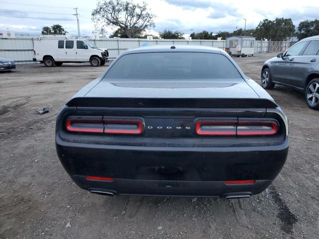 2C3CDZAG0GH217642 Dodge Challenger Sxt
