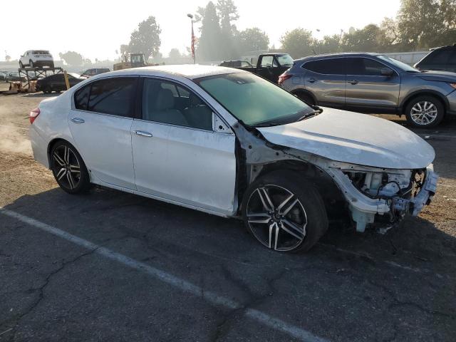 1HGCR3F90GA027568 Honda Accord Touring