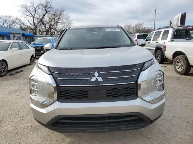 JA4J4TA88NZ007015 Mitsubishi Outlander Es