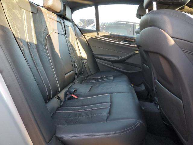 WBAJE7C56JWC56275 BMW 540 XI
