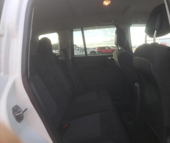 1C4NJCBA6GD794967 Jeep Compass Sport
