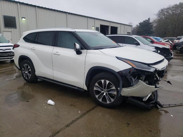 5TDGZRAH8MS533911 Toyota Highlander Xle