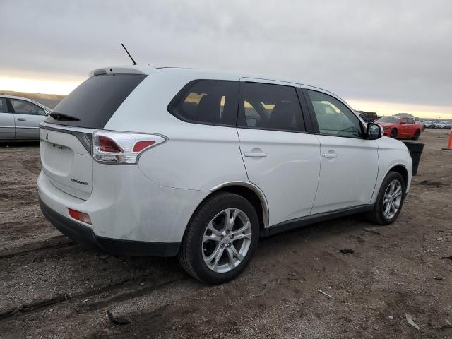 JA4AD3A38EZ005446 Mitsubishi Outlander Se