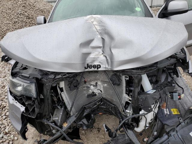 1C4RJFAG7KC849949 Jeep Grand Cherokee Laredo