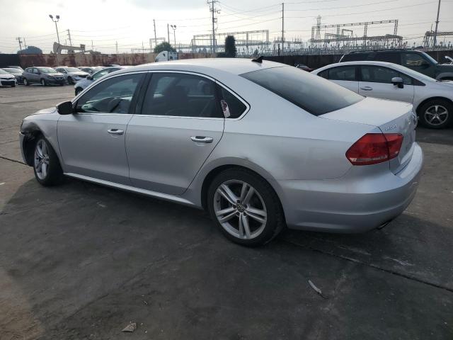 1VWBS7A30EC110103 Volkswagen PASSAT SE