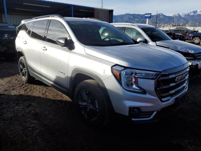 3GKALYEV8NL178901 GMC Terrain At4