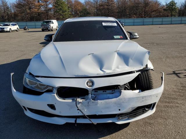 WBA3B5C53FF962405 BMW 328 Xi Sulev