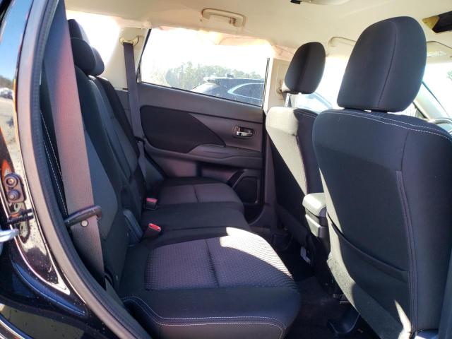 JA4AD3A3XGZ002647 Mitsubishi Outlander Se