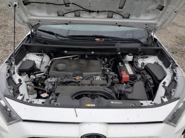 2T3H1RFV2KW038951 Toyota RAV4 LE