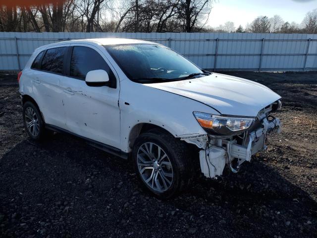JA4AP3AU8JZ004937 Mitsubishi Outlander Sport Es