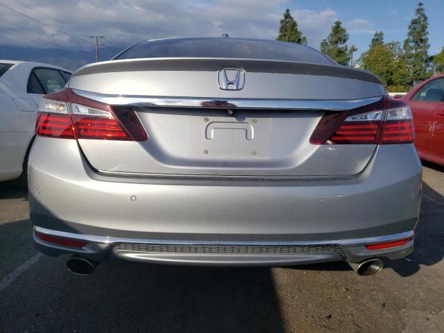 1HGCR3F92GA020346 Honda Accord Touring