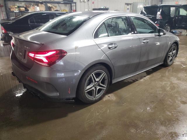 W1K3G4FB7LJ197519 Mercedes-Benz A 220 4matic
