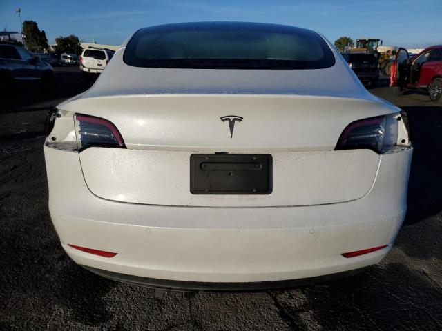 5YJ3E1EA8NF328426 Tesla MODEL 3