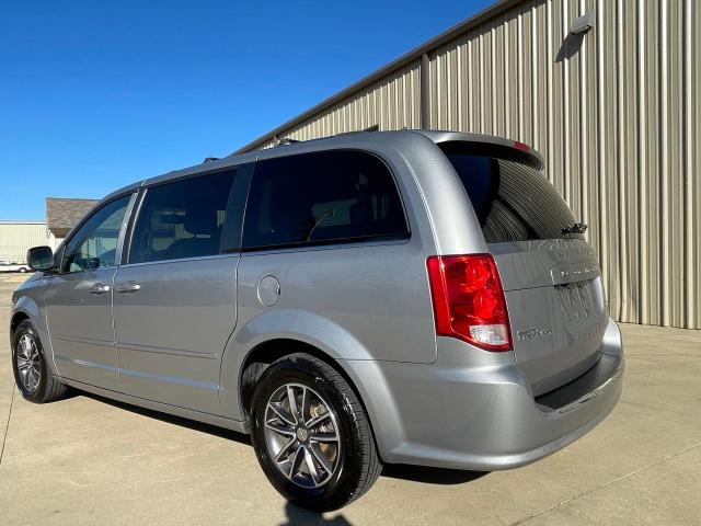 2C4RDGCG6HR779368 Dodge Grand Caravan Sxt