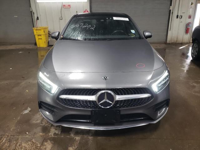 W1K3G4FB7LJ197519 Mercedes-Benz A 220 4matic