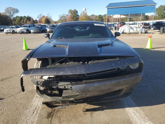 2C3CDZAG2GH183560 Dodge Challenger Sxt