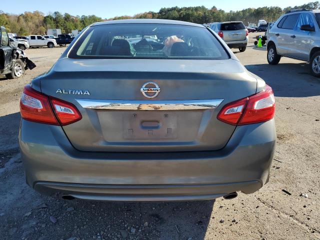 1N4AL3AP0HN328984 Nissan ALTIMA 2.5
