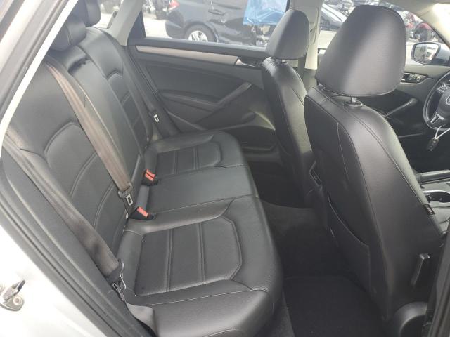 1VWBS7A30EC110103 Volkswagen PASSAT SE