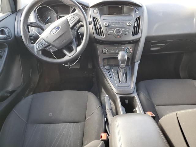 1FADP3F21JL237058 Ford FOCUS SE