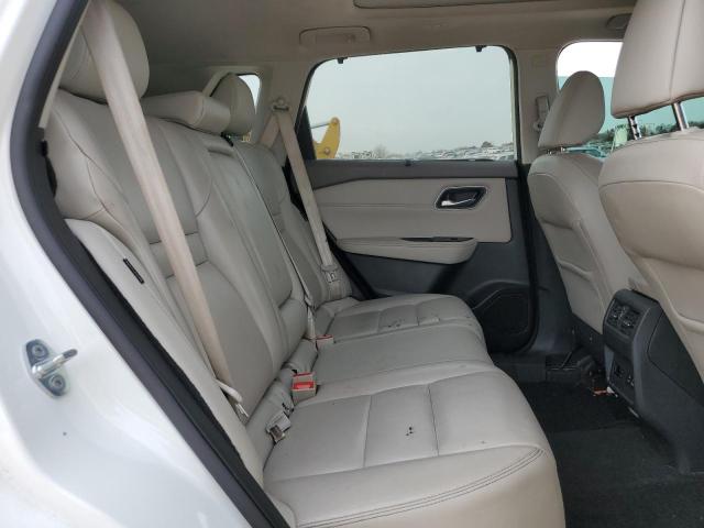 5N1AT3CA2MC704590 Nissan Rogue Sl