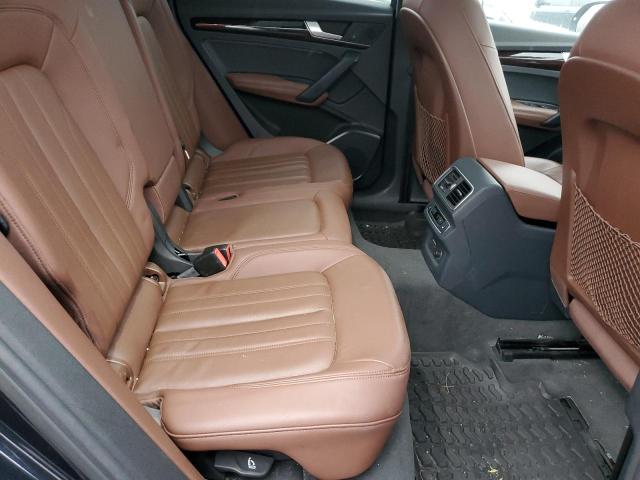 WA1BNAFY8K2051079 Audi Q5 Premium Plus