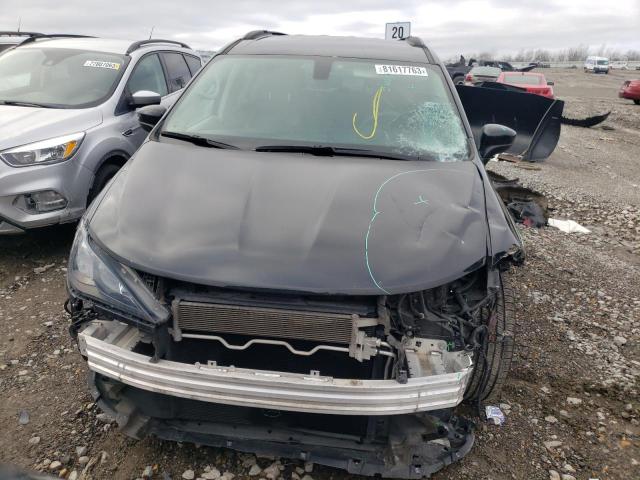 2C4RC1DG2LR148754 Chrysler Voyager Lxi