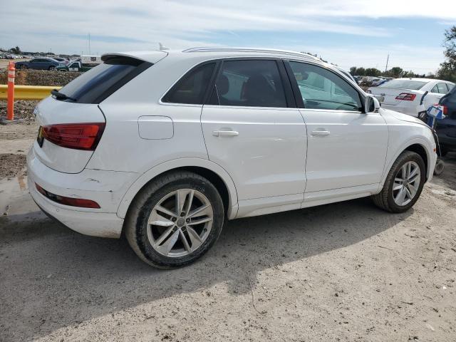 WA1BFCFS9GR017333 Audi Q3 Premium Plus