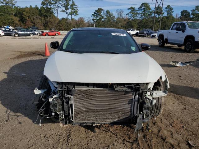 1N4AA6AP3JC403914 Nissan Maxima 3.5s