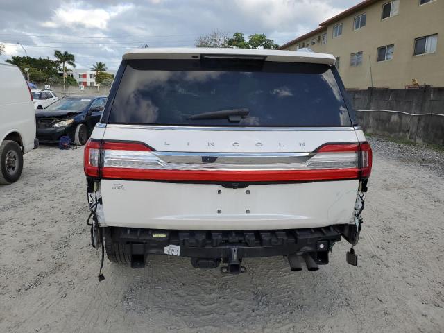 5LMJJ3LT8JEL16705 Lincoln Navigator L Reserve