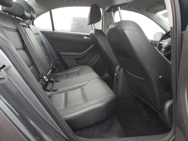 3VWD17AJ8EM277415 Volkswagen JETTA SE
