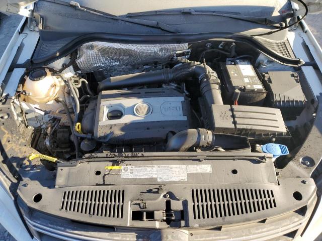 WVGAV7AX2HK054759 Volkswagen TIGUAN S
