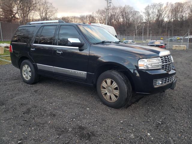 5LMJJ2J5XEEL00557 Lincoln Navigator