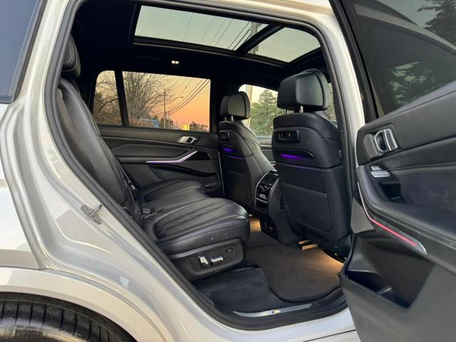 5UXCX4C54KLS35945 BMW X7 Xdrive50i