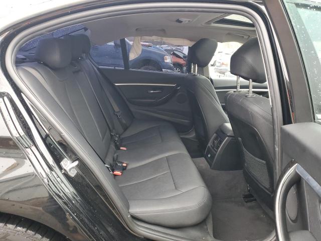WBA8D9G58JNU72445 BMW 330 XI