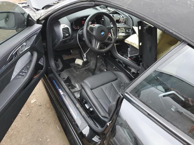 WBSDZ0C0XNCH28011 BMW M8