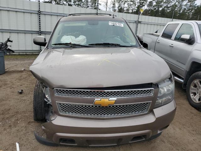 1GNSCJE05ER230139 Chevrolet Suburban C1500 Lt