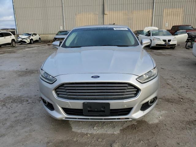 3FA6P0SU1GR189313 Ford Fusion Titanium Phev